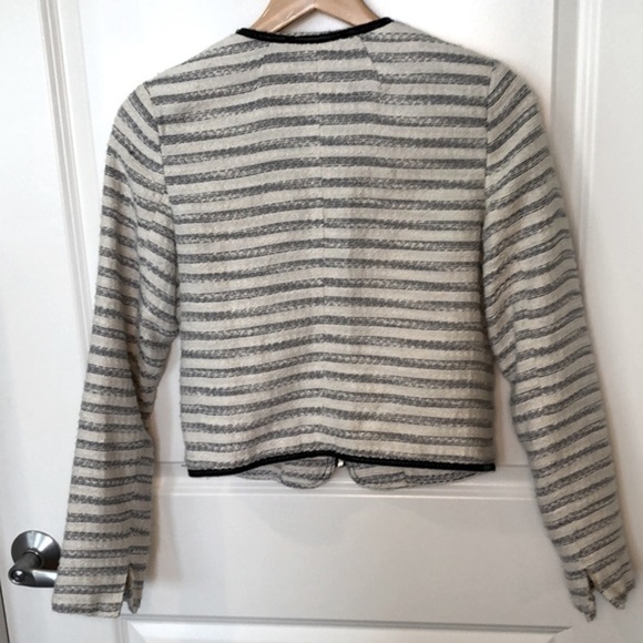 AMERICAN EAGLE | Women’s American Eagle Tweed Navy + Gold Sparkle Stripe Blazer - Picture 5 of 7